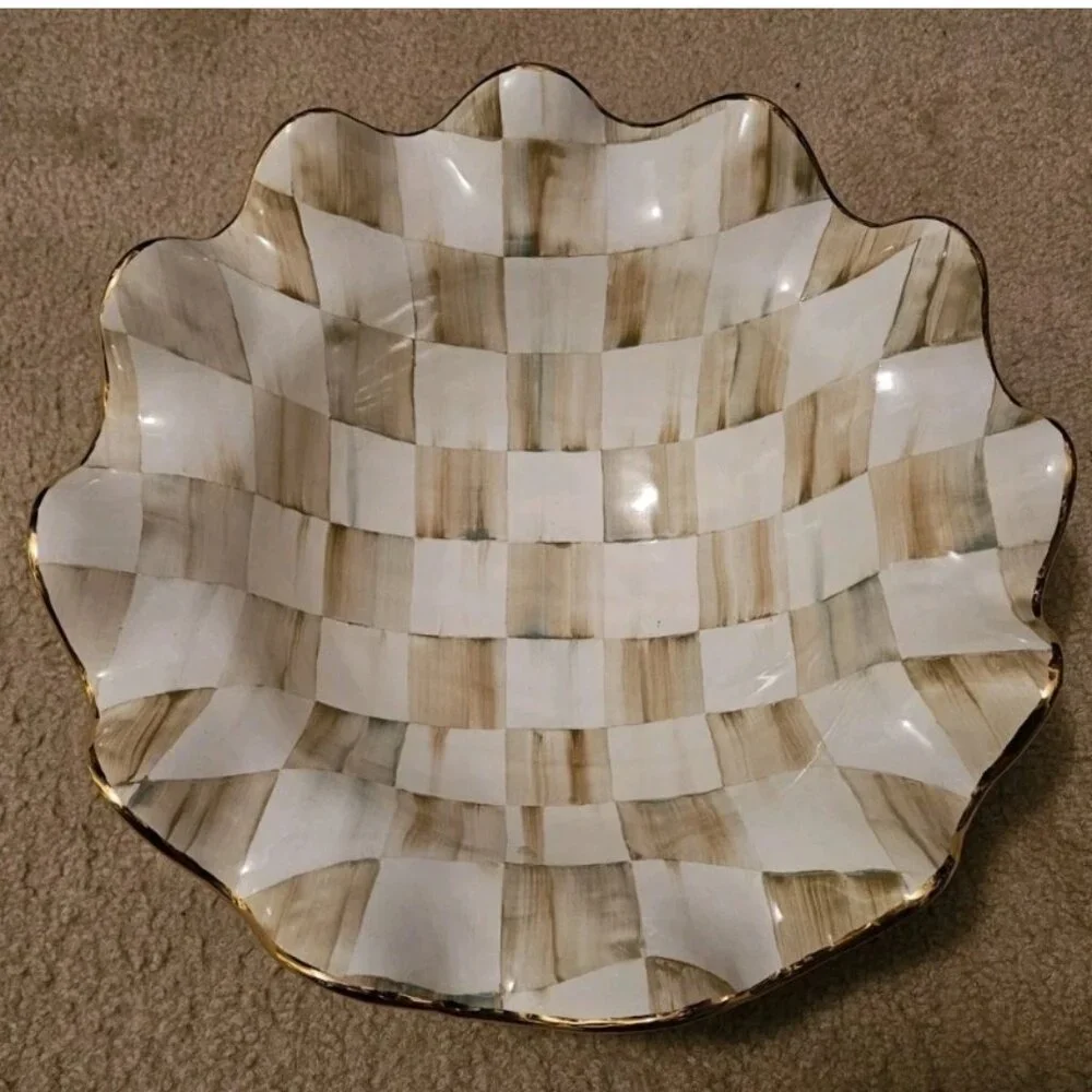 RARE MACKENZIE CHILDS FLUTED PARCHMENT CHECK CERAMIC FOOTED MEDIUM BOWL DISH